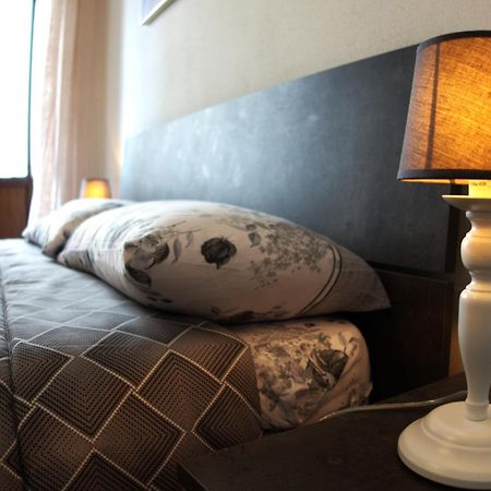 Dimora Del Sole - Civico 13 Hotel LʼAquila Екстериор снимка