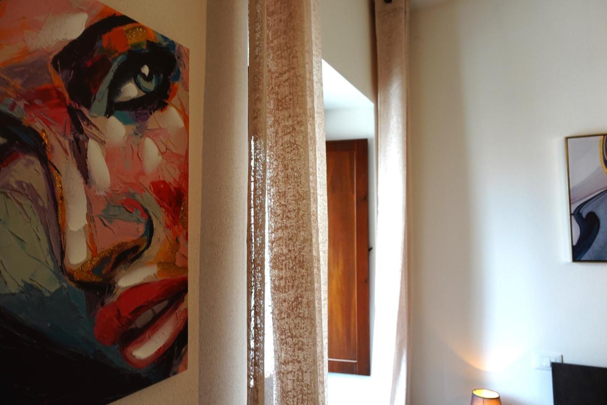 Dimora Del Sole - Civico 13 Hotel LʼAquila Екстериор снимка